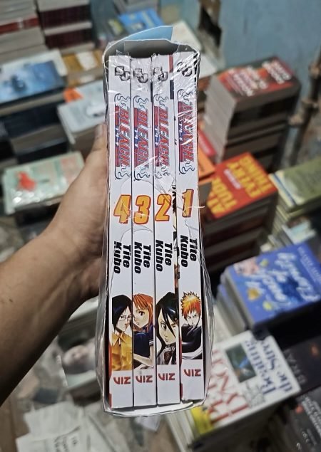 Bleach retailer Manga LOT